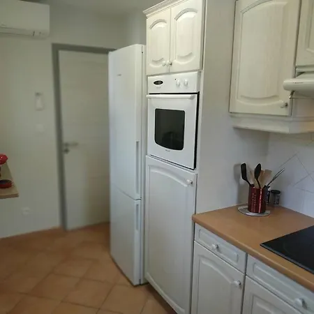 De Verdureve Location De * Fréjus