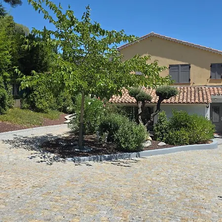 De Verdureve Location De * Fréjus